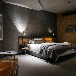Отель Ovolo Nishi Канберра
