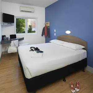 https://ibis-budget-perth-airport.hotelsperth.org