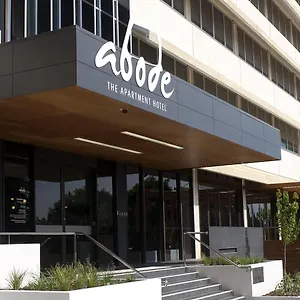 Апарт-отель Abode Woden Канберра