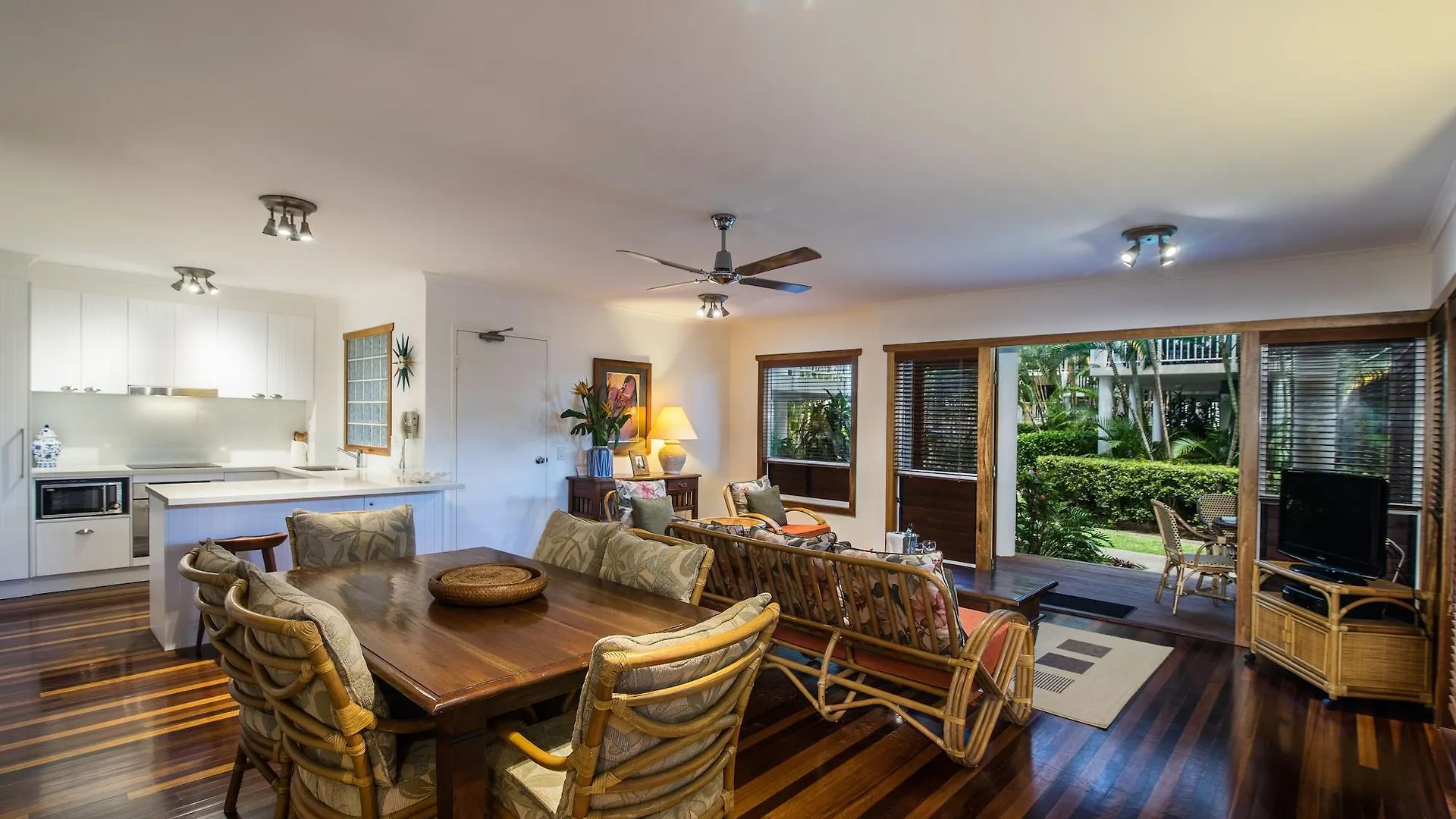 South Pacific Resort & Spa Noosa Noosaville